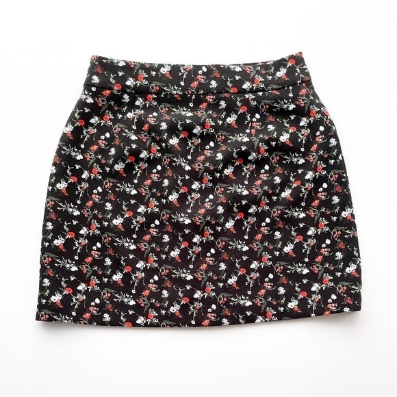 Little Moon Freesia Skirt - Picture 13 of 16